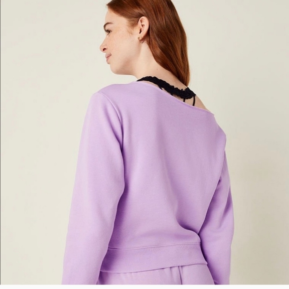 Vs pink lavender bling off the shoulder sweatshirt, size xl. NWT. - Picture 6 of 6